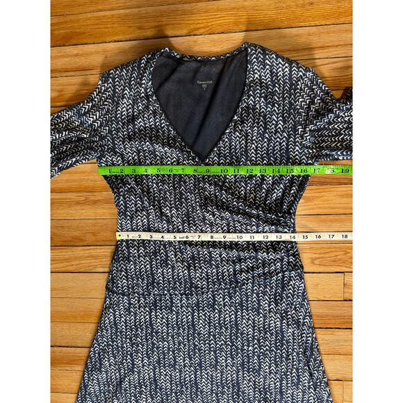 Garnet Hill | Brianna Surplice Knit Dress Navy Print Long Sleeve Midi | Size M - Picture 13 of 14